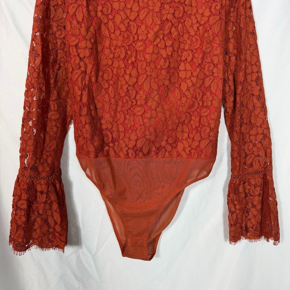 Endless Rose REVOLVE Long Sleeve Cut Back Lace Detailed Bodysuit, Large, NWT - Picture 9 of 16